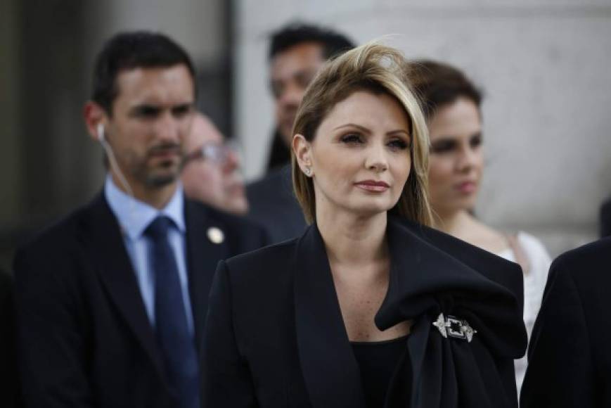 La famosa actriz siempre fue una de las mujeres más camaleónicaa en lo que a su look se refiere; en sus tonos de cabello ha ido del rubio platinado hasta el castaño.