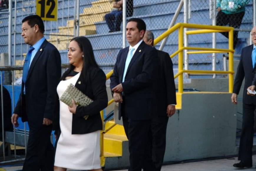 Antonio Rivera Callejas, diputado del Partido Nacional, presente en la toma de posesión de Juan Orlando Hernández.