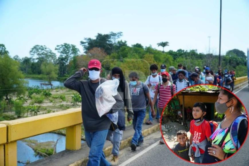 Un grupo de unos 400 migrantes hondureños salió este martes hacia el punto de Corinto, fronterizo con Guatemala, como parte de una caravana que se dirige hacia Estados Unidos. Fotos Amilcar Izaguirre.