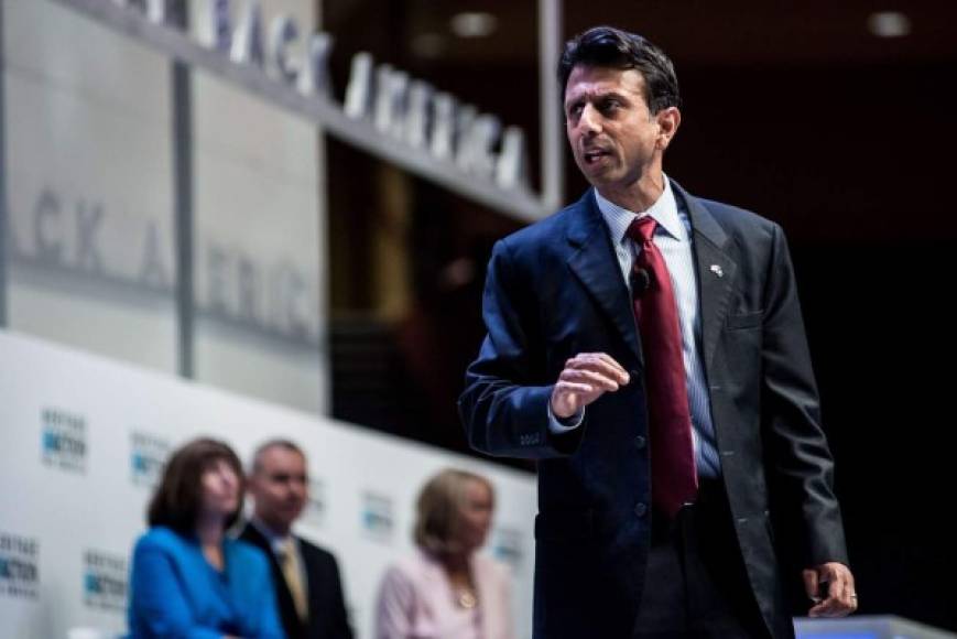 7. El Gobernador de Louisiana Bobby Jindal. El político de 45 años no cuenta con el apoyo suficiente para continuar en la contienda electoral. Pese a ello se mantiene en la carrera por la Casa Blanca.