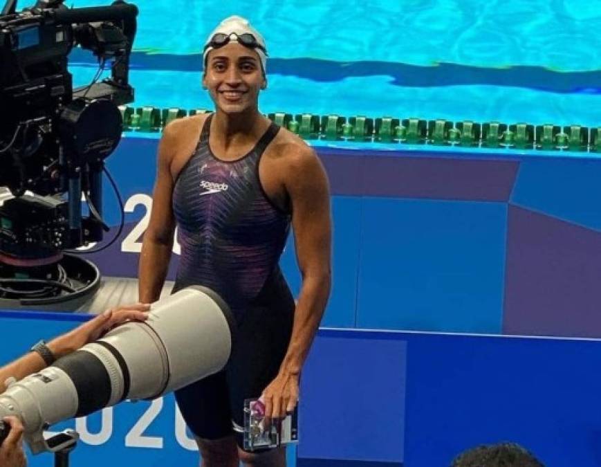 Julimar avanzó entre las 16 mejores nadadores y por primera vez un atleta hondureño estará en una etapa de semifinales en los Juegos Olímpicos.