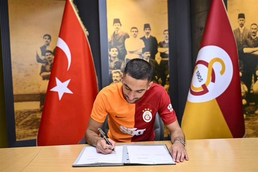 El Galatasaray ha hecho oficial el fichaje de Hakim Ziyech.