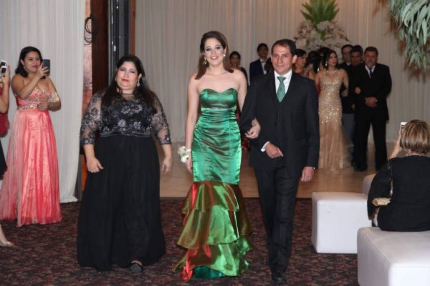 Liana Delgado, Alejandra y José Valenzuela.