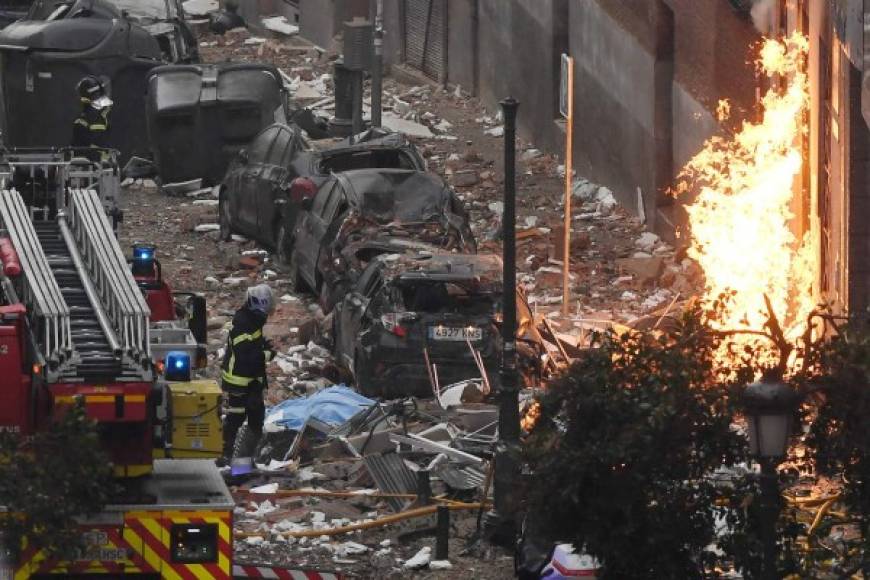 Una explosión de gran magnitud causó la muerte de tres personas este miércoles en el centro de la capital española, Madrid. Foto AFP