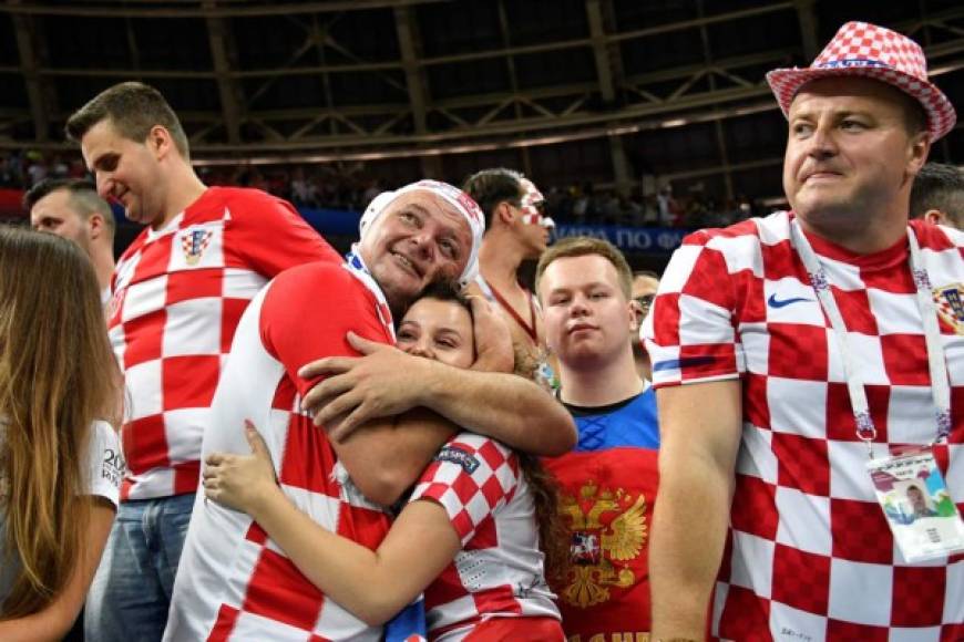 La celebración de los aficionados de Croacia al final del partido.