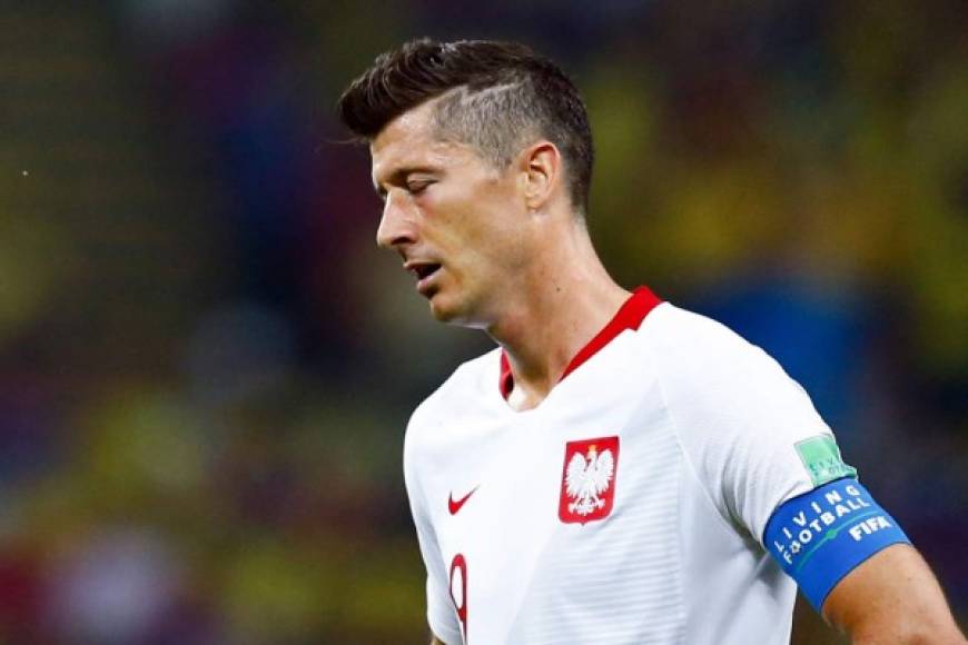 Robert Lewandowski no logró marcar ante Colombia y no pudo ayudar a Polonia. Foto AFP