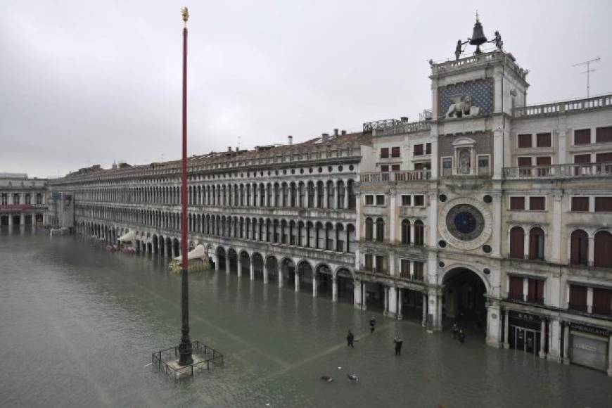 Se trata de la segunda 'Acqua alta' más importante registrada en Venecia desde 1923, después de la del 4 de noviembre de 1966 (1,94 metros).