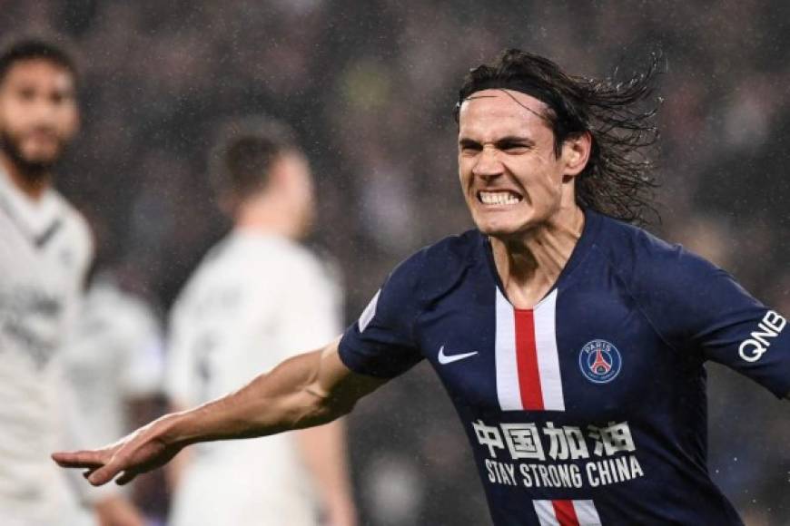 El delantero uruguayo Edinson Cavani busca equipo después de finalizar contrato con el París Saint-Germain, habiendo rechazado la idea de jugar la próxima temporada en Estados Unidos de la mano de un Inter Miami que ha vuelto a intentar sin éxito el fichaje del futbolista de 32 años, que también cuenta con el interés de equipos como Roma o Atlético de Madrid.