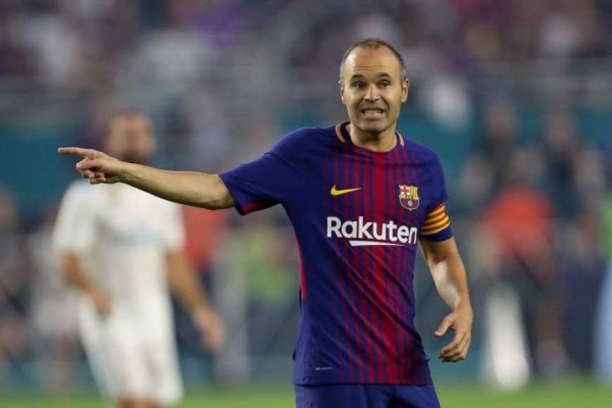 Andrés Iniesta no seguirá en el FC Barcelona. El mediocampista español jugará la próxima temporada en China, concretamente en el Chongqing Lifan. Firmaría por tres años y ganaría 37 millones de euros por campaña más una inversión a su empresa de vinos. El equipo Tianjian Quanjian también ha querido a la leyenda culé.