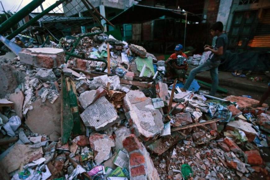 Una de la viviendas quedó totalmente destruida.