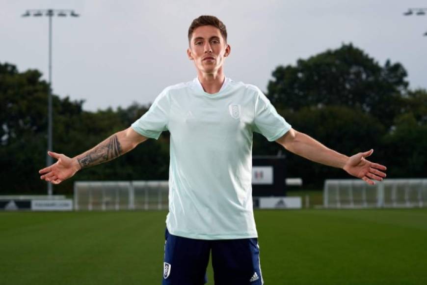 El Fulham ha fichado al extremo galés Harry Wilson por 14.000.000 €. Firma hasta junio de 2026 y llega procedente del Liverpool. Foto Twitter Fulham.