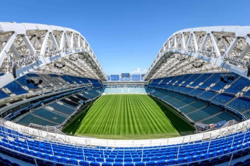 Fisht Stadium - Conocido como el Estadio Olímpico de Sochi, es un estadio multiuso en la ciudad de Sochi y fue construido para los Juegos de Invierno de 2014. Tiene una capacidad para 48.000 espectadores. Foto AFp