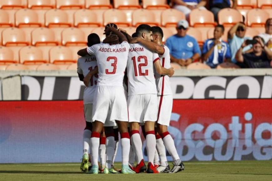 Honduras enfrentará este martes a Qatar en su último partido de la fase de grupos de la Copa Oro donde se definirá la posición en la que terminará, si es primero se medirá en cuartos de final a El Salvador y si acaba sublíder a El Salvador. El choque comenzará a las 7:00pm, horario hondureño.