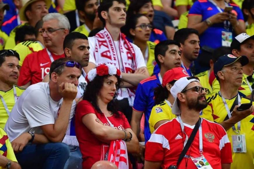 Polonia contó con el apoyo de sus aficionados, que terminaron tristes por la eliminación. Foto AFP