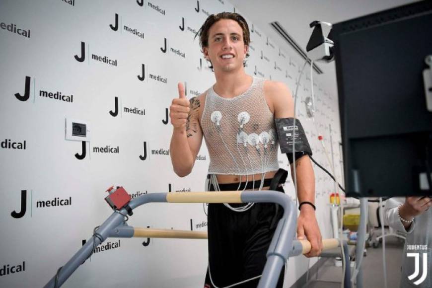 Luca Pellegrini, defensor de 20 años, es nuevo jugador de la Juventus. Aunque su pase pertenecía a la Roma, jugó la última temporada cedido en el Cagliari.