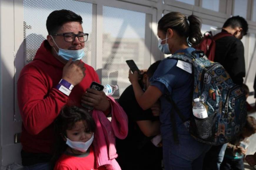 'Estamos expulsando a familias, estamos expulsando a adultos solos', afirmó el domingo el jefe del Departamento de Seguridad Interior (DHS), Alejandro Mayorkas, quien ha reiterado este mensaje en cuatro cadenas estadounidenses. 'La frontera está cerrada', insistió.
