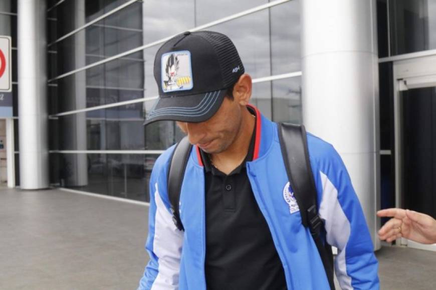 El mediocampista argentino Cristian Maidana, quien no jugó ante Saprissa, fue uno de los jugadores que habló en el aeropuerto. También se mostró dolido por la debacle.