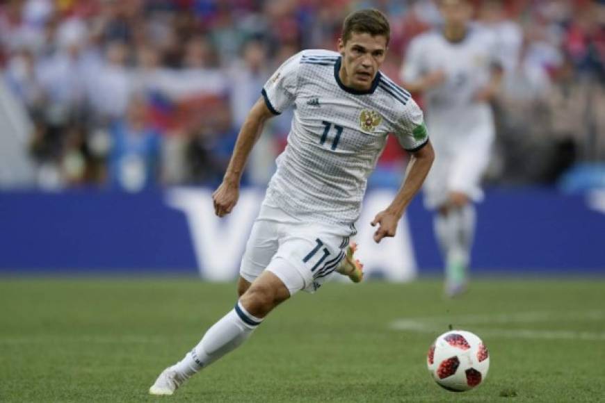 El ruso Roman Zobnin es el jugador con más distancia recorrida en el Mundial, se fue con 62 kilómetros corridos. Foto AFP