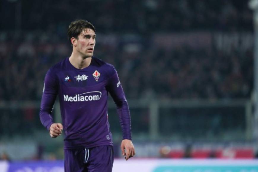 Dusan Vlahovic (Fiorentina): Delantero serbio de 20 años de edad.