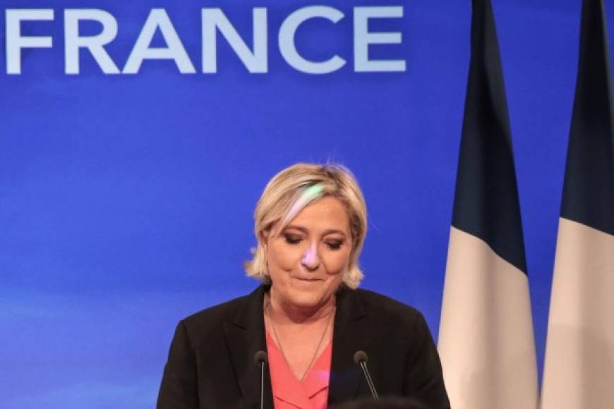 La candidata del Frente Nacional, Marine Le Pen, reconoció su derrota en los comicios de este domingo.