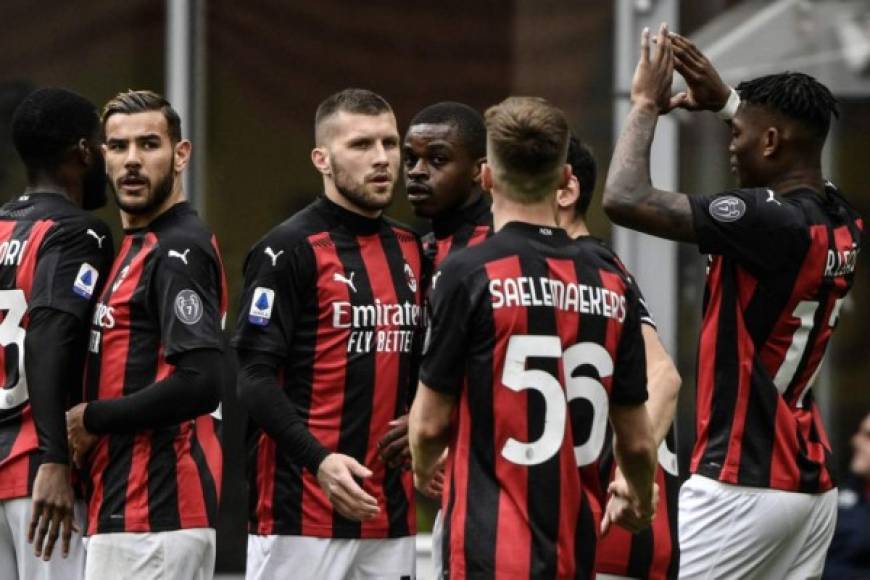 AC Milan: El cuadro italiano habría decidido no seguir en la Superliga Europea.