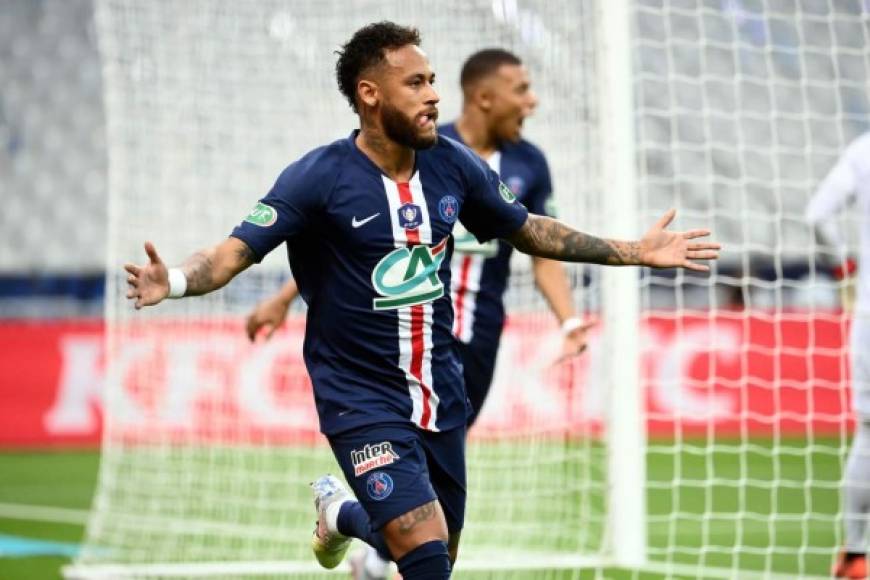 Neymar marcó el único gol del partido a los 14 minutos. Con ese tanto del brasileño, el PSG conquistó el título.