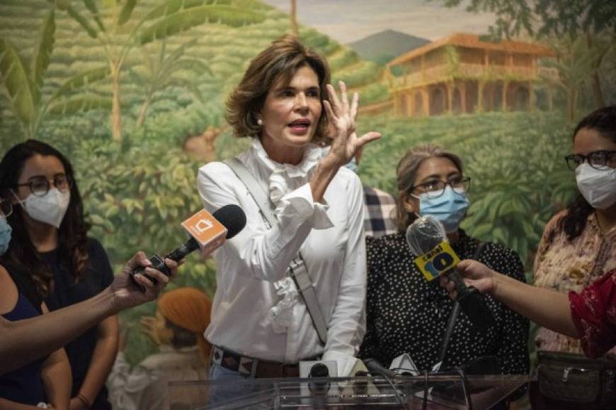 Entre los candidatos detenidos se encuentra la periodista Cristiana Chamorro, principal rival a las elecciones contra Ortega, de 75 años y con 14 en el poder, según sondeos de opinión.