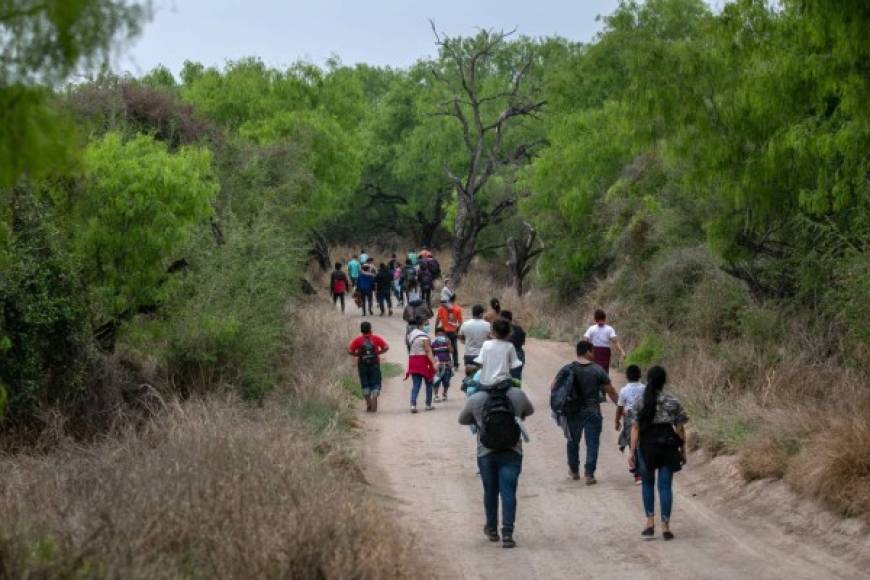 En las últimas semanas una gran cantidad de niños no acompañados, a la frontera entre Estados Unidos y México ha aumentado. AFP