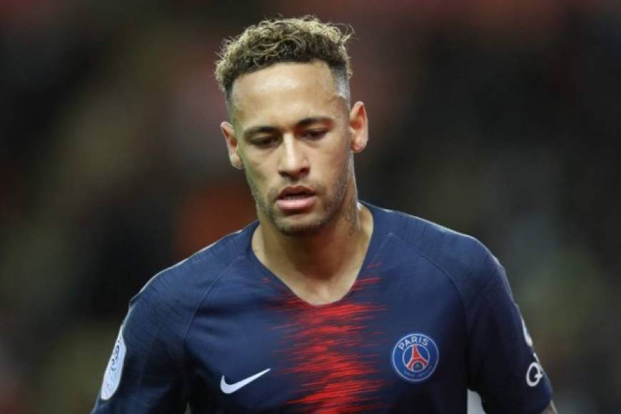 En el PSG ya se cansaron de los escándalos extradeportivos de Neymar y en Francia señalan que ya han decidido venderlo. Además, han filtrado el nombre de los futbolistas que podrían reemplazar al atacante brasileño.