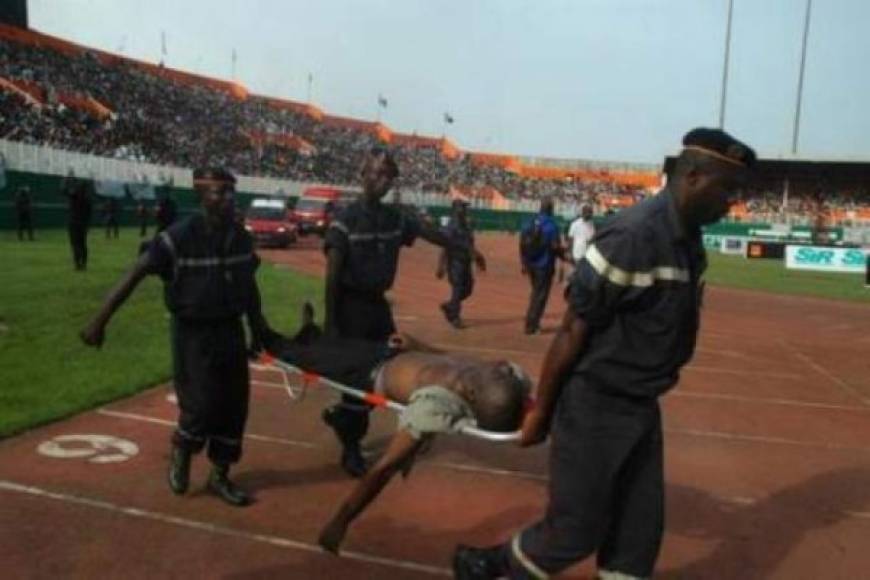 El 29 de marzo de 2009, durante la disputa de un encuentro de clasificación para la Copa Mundial de Fútbol de 2010 entre las selecciones de Costa de Marfil y Malaui, se produjo una avalancha antes de comenzar el encuentro que ocasionó la muerte de, al menos, 22 personas.