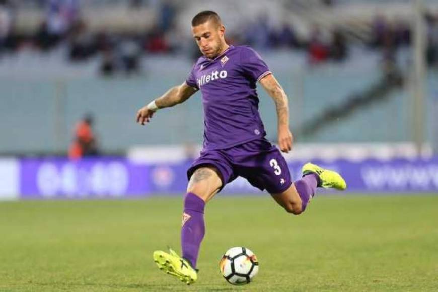 Cristiano Biraghi: Lateral italiano por la banda izquierda que juega en la Fiorentina. El PSG también lo quiere.
