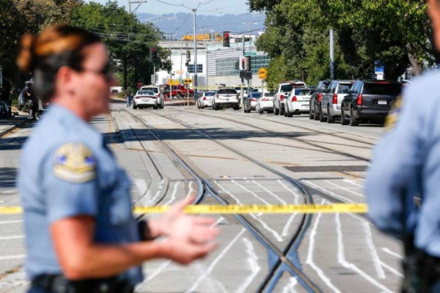 El hecho tuvo lugar en una instalación de mantenimiento de transporte público en San José, un centro tecnológico de Silicon Valley al sur de San Francisco.