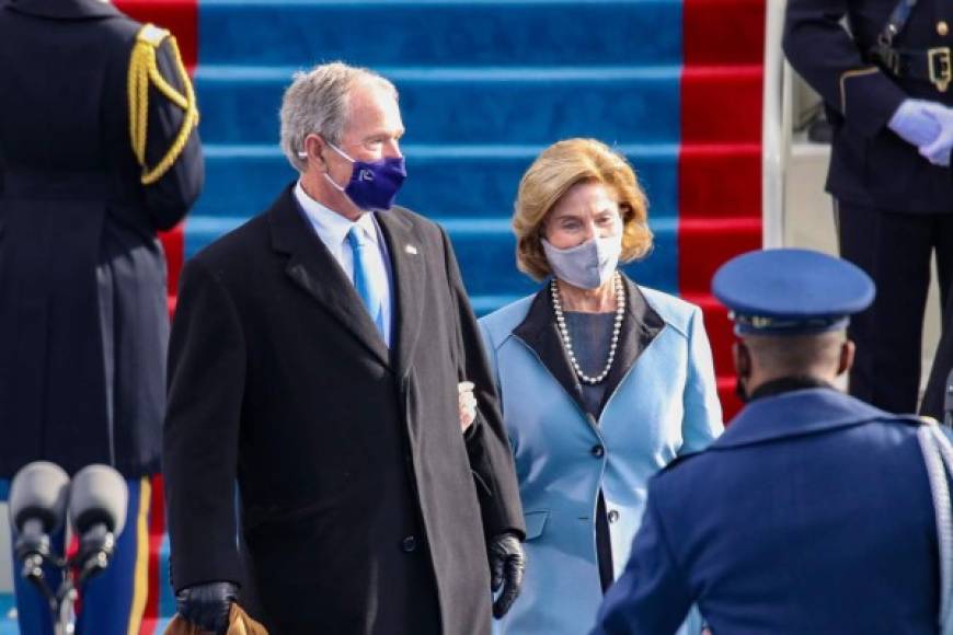 El expresidente George W. Bush y su esposa Laura también asistieron a la investidura de Biden para respaldar al nuevo mandatario estadounidense.