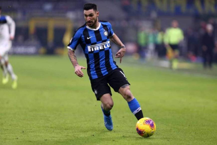 Matteo Politano, del Inter, cada vez está más cerca del Nápoles. Se habla de una operación que ronda los 19 millones de euros.