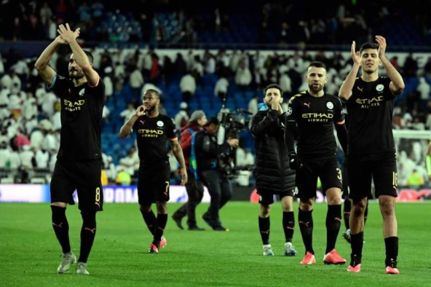 La alegría de los jugadores del Manchester City al final del partido.