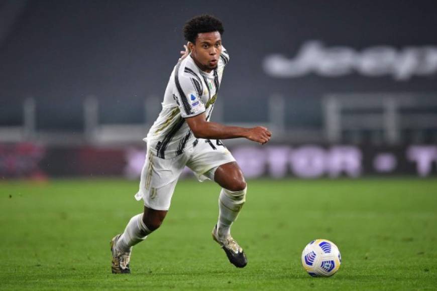 Weston McKennie (22 años) juega de centrocampista y en la Juventus, quien lo abquirió del Schalke 04 alemán por una cifra cercana a los 20 millones de euros. Ya ha jugado dos encuentros en la Serie A.