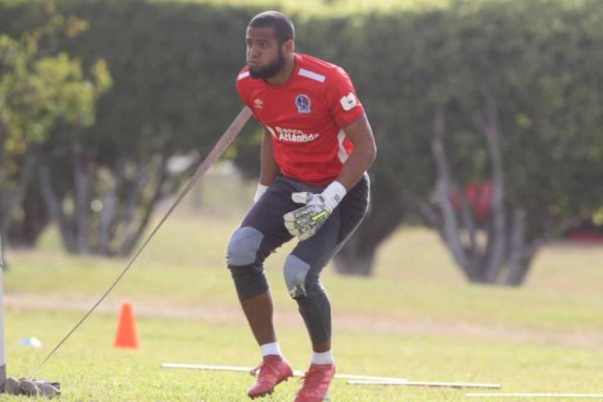 Edrick Menjívar: Será el portero titular de Olimpia frente al Motagua.