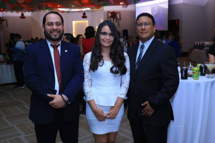 Ricardo Herrera, Ana Hernández y Rubén Betancourth.