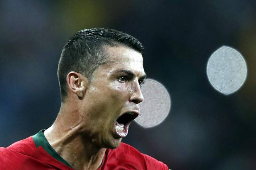 El grito eufórico de Cristiano Ronaldo para celebrar su segundo gol ante España. Foto AFP
