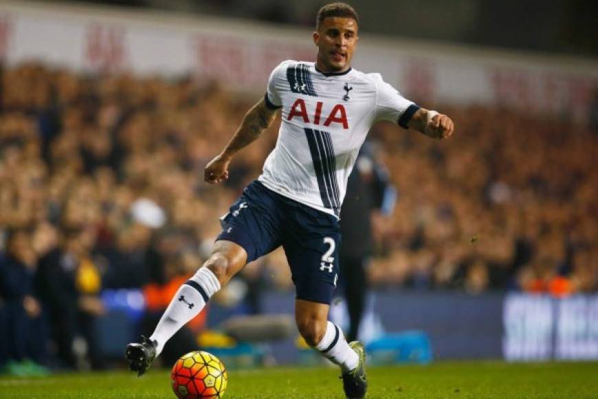 El futuro de Walker en el Tottenham es uno de los jugadores más valorados del Tottenham. El Manchester City quiere fichar a Kyle Walker, pero se ha sumado a la puja e Bayern de Múnich de Ancelotti. Será un verano largo para el futbolista de los 'spurs'.