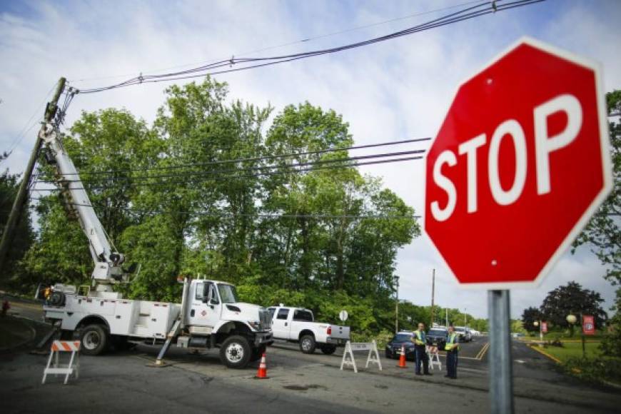 Al menos 5,000 residente de Jersey Central Power and Light se quedaron sin energía eléctrica en el condado de Morris, informaron medios locales.