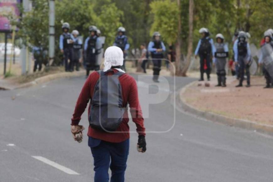 Del total de estudiantes, 51,111 asistirán a clases en la Ciudad Universitaria, en Tegucigalpa, que cuenta con 24 edificios y más de 700 aulas.