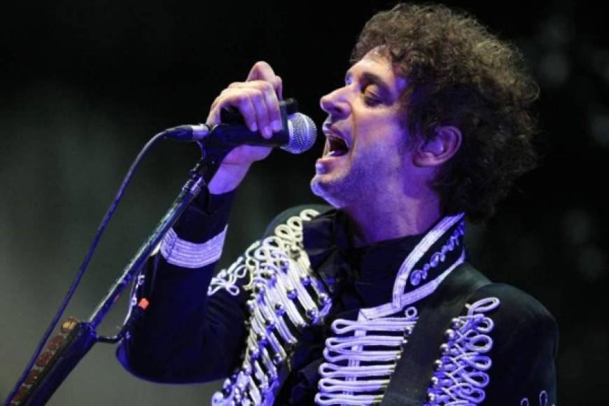 El 4 de septiembre de 2014, el argentino Gustavo Cerati murió luego de estar más de cuatro años conectado a un respirador artificial.