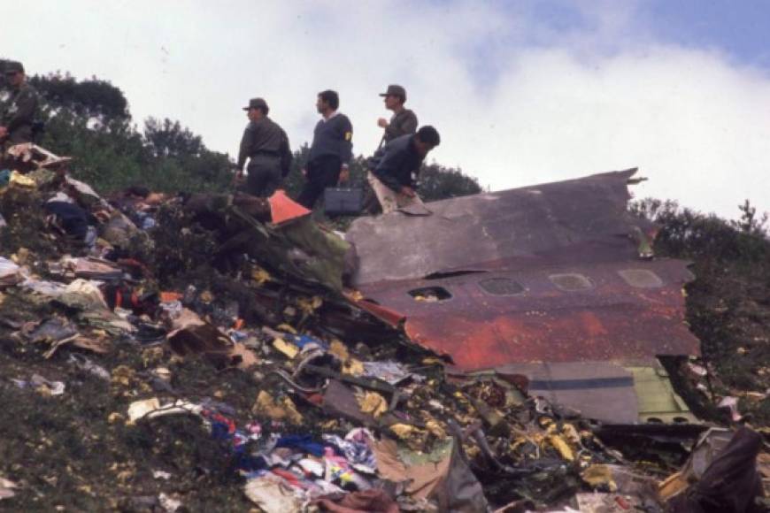 Familiares de las 107 víctimas de la tragedia ocurrida un fatídico 27 de noviembre de 1989 exigen justicia a las autoridades colombianas.