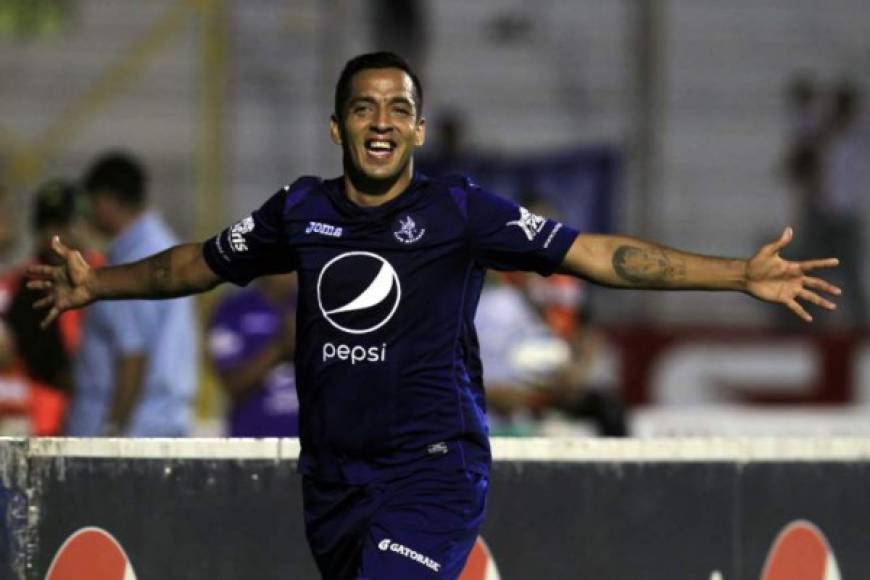 Lucas Gómez: Al delantero argentino tras su paso por Motagua y tras irse a Costa Rica en la última campaña, ahora es pretendido por el Juticalpa FC por lo que podría volver a la Liga Nacional de Honduras.