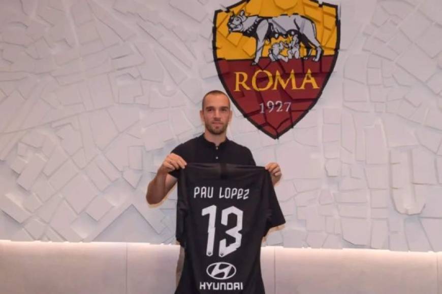 <br/>La Roma ha fichado al guardameta español Pau López por 23.500.000 €. Firma hasta junio de 2024 y llega procedente del Real Betis de España.<br/>