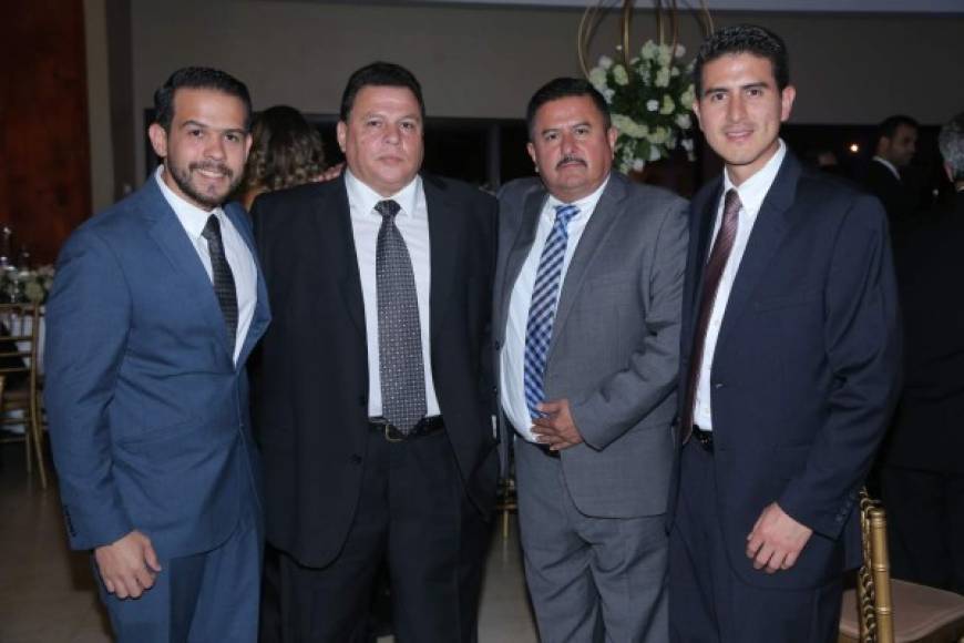 Héctor Díaz del Valle, Gilberto Moreno, Didier Robles y Didier Robles hijo.