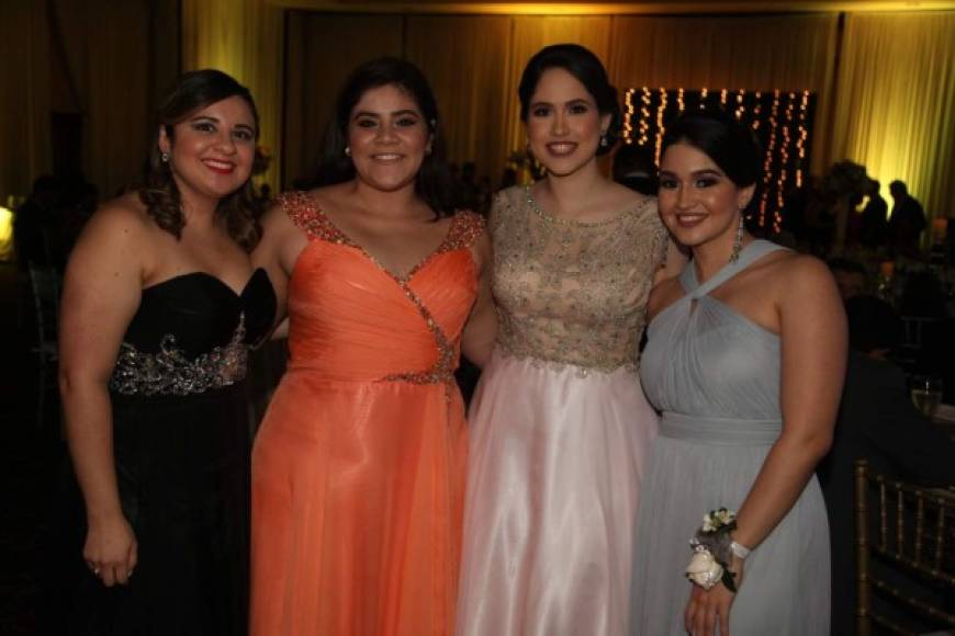 Miriam Dacosta, Yajeissa Fernández, Blanca Panting y Lizbeth Aguilar.