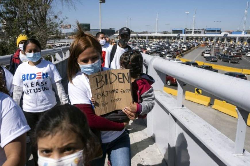 Los migrantes tienen la esperanza de que Biden les permita entrar a Estados Unidos. AFP