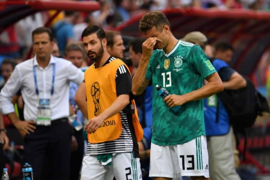 Thomas Müller rompió a llorar tras la derrota y eliminación de Alemania. Foto AFP